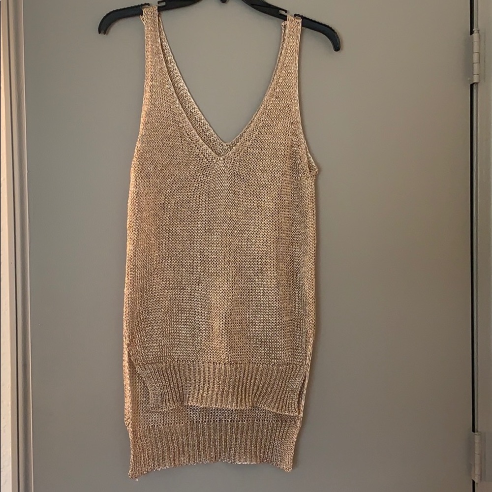 Gold sleeveless shirt